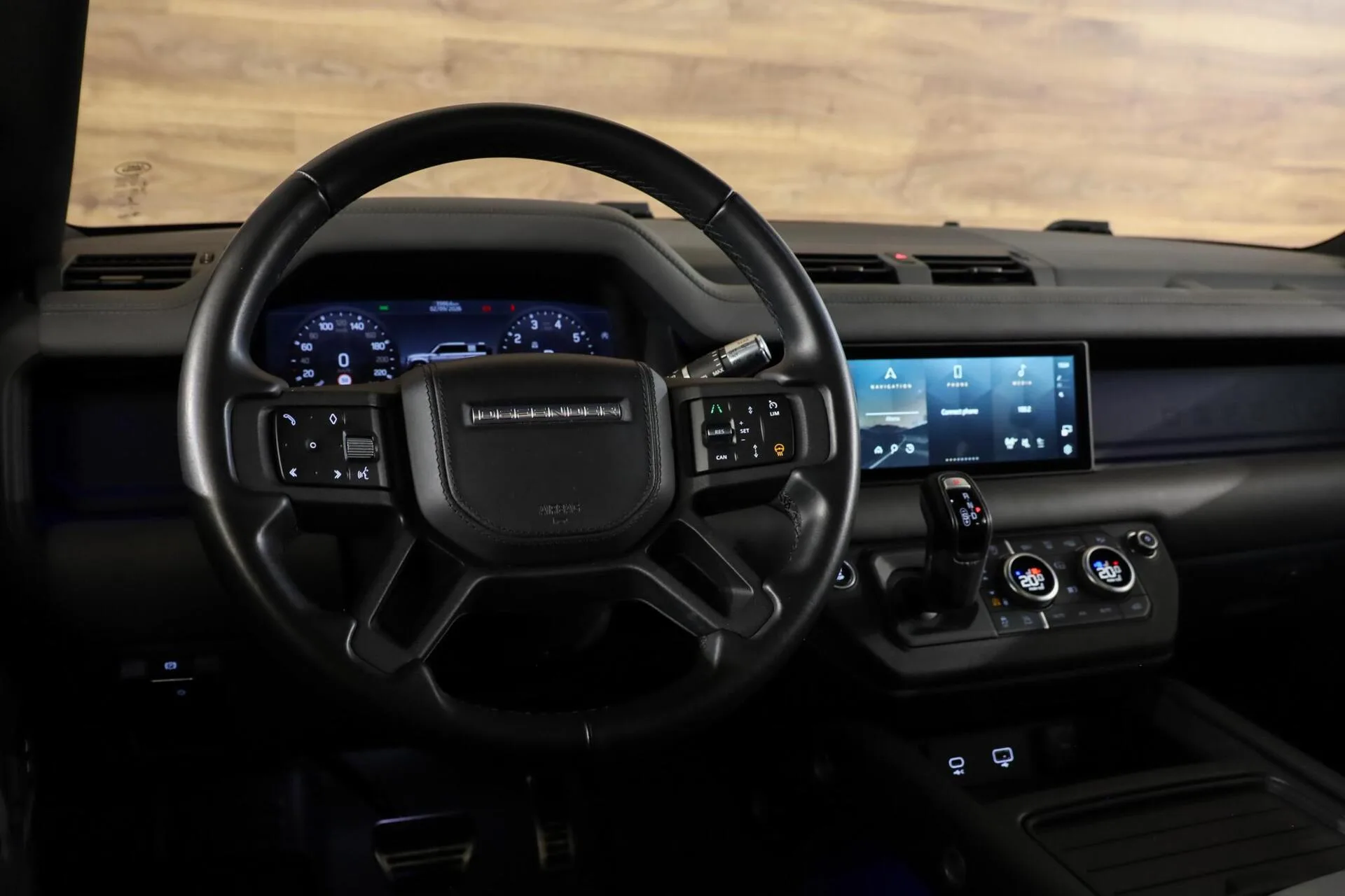 2020 Land Rover Defender 110 P400 HSE, 24/30