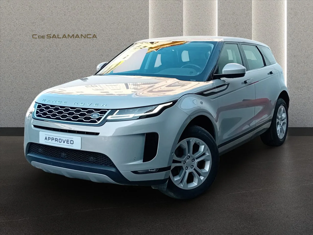 2020 Land Rover Range Rover Evoque angeboten von einem Fachhändler in Marbella, Hauptfoto