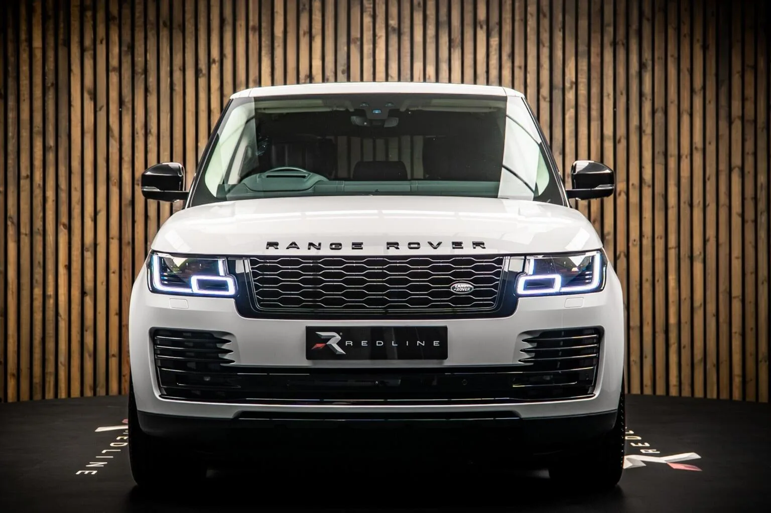 2020 Land Rover Range Rover D300 Vogue, 5/30
