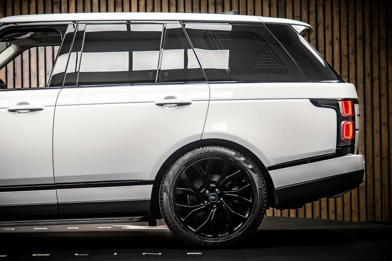 2020 Land Rover Range Rover D300 Vogue, 17/30