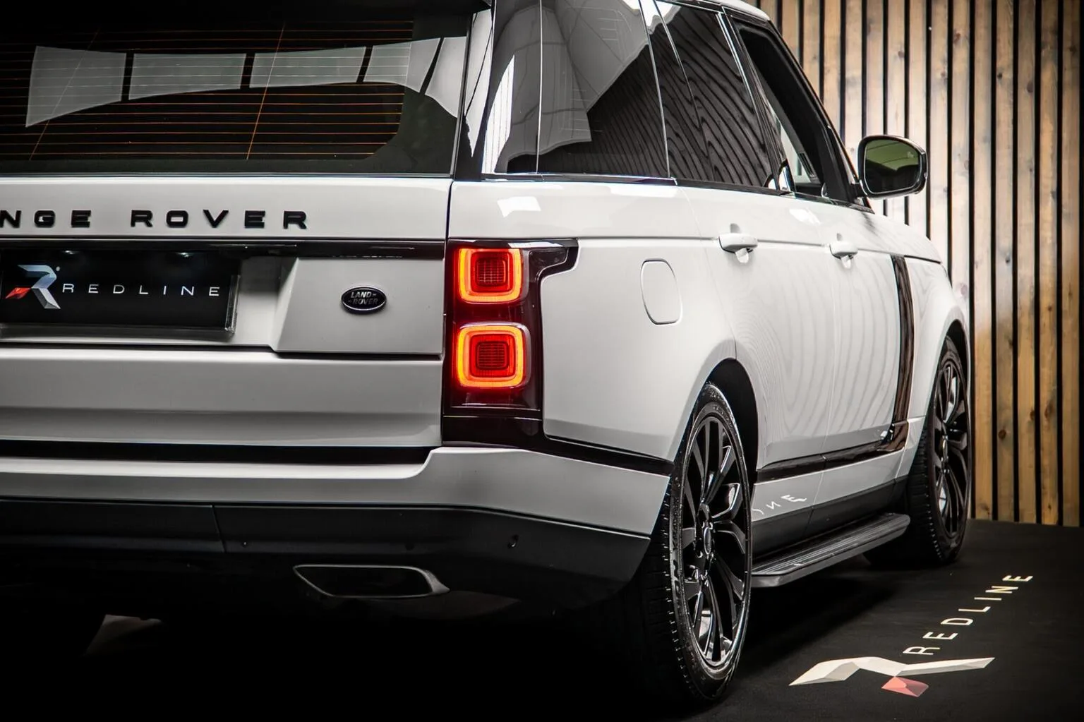 2020 Land Rover Range Rover D300 Vogue, 20/30