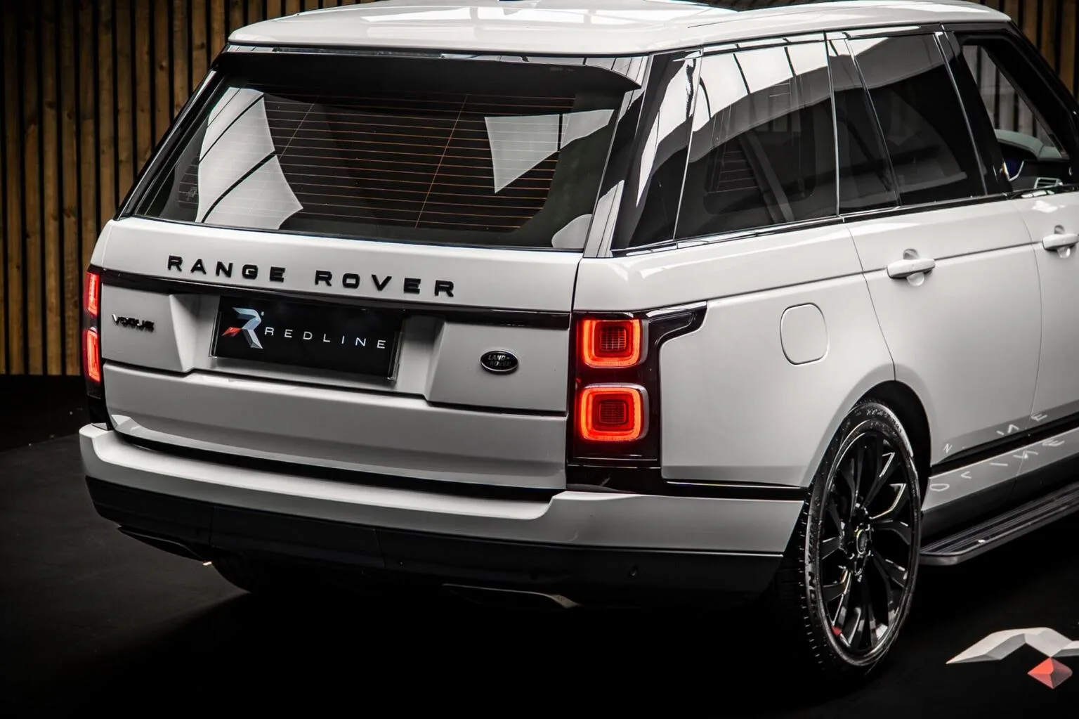2020 Land Rover Range Rover D300 Vogue, 21/30