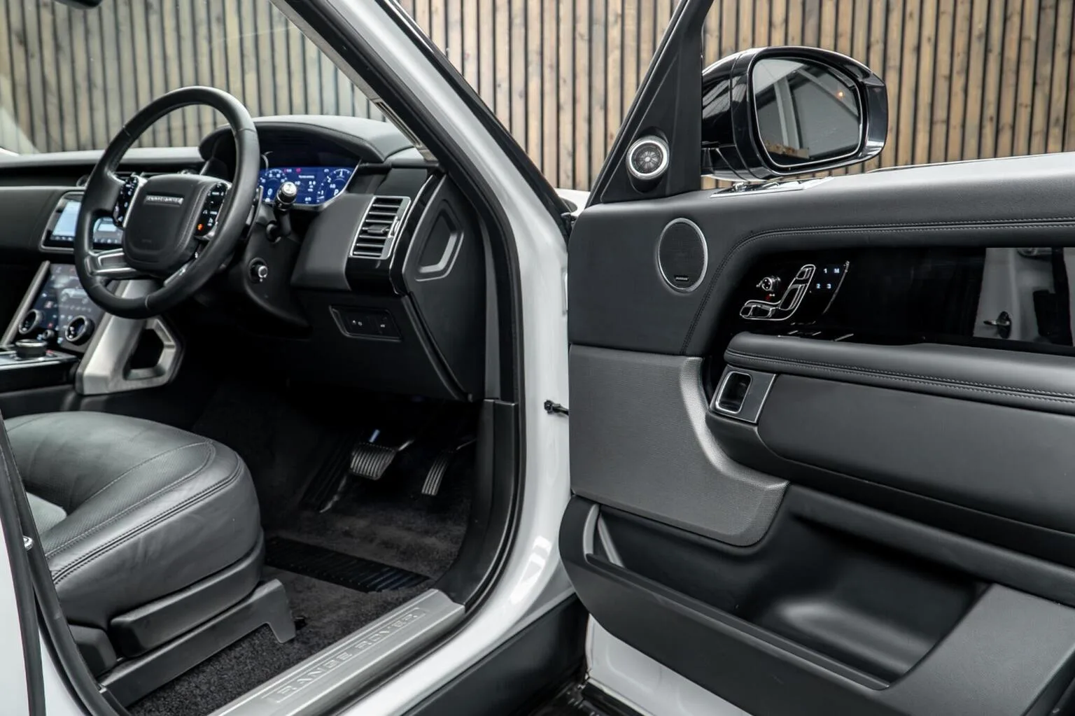 2020 Land Rover Range Rover D300 Vogue, 30/30