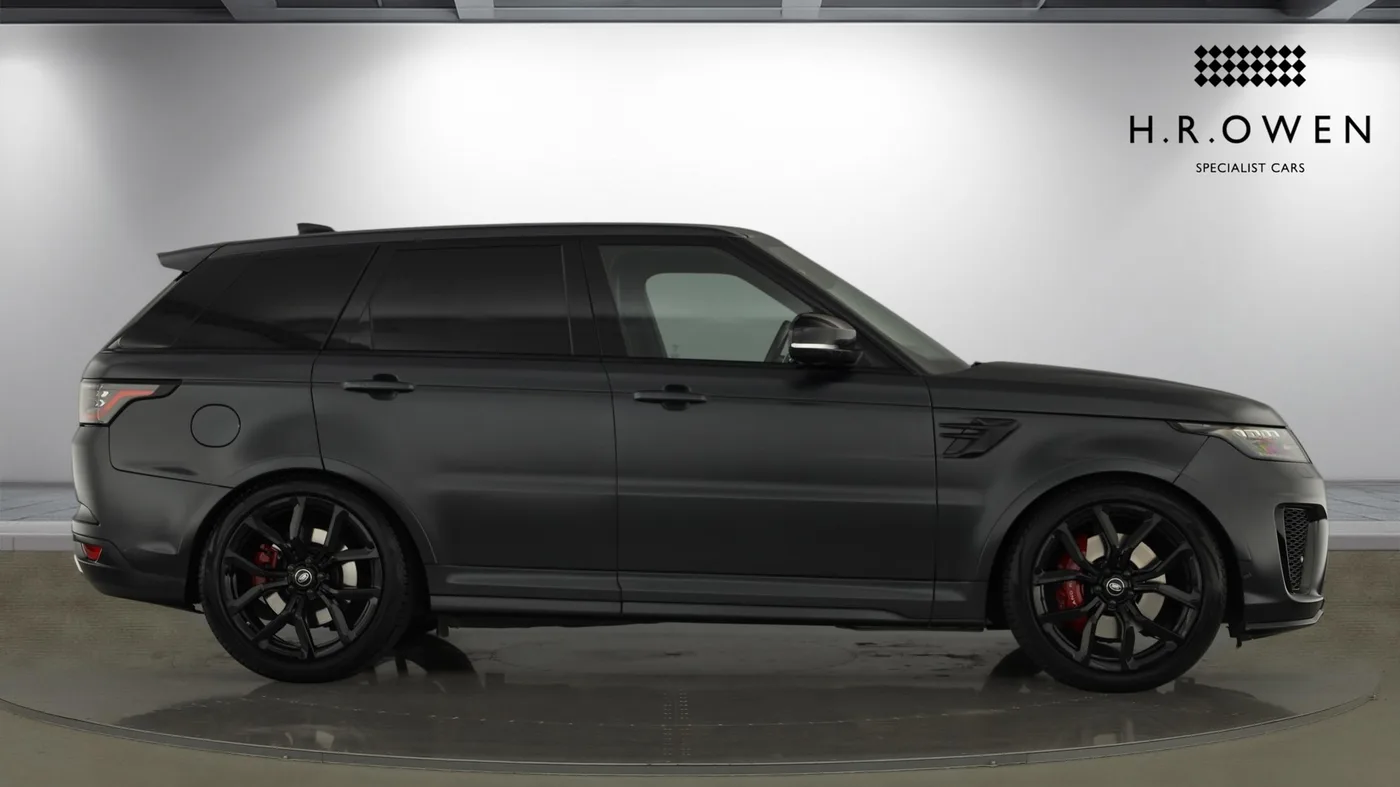 2020 Land Rover Range Rover Sport offered by a franchised dealer group in Hatfield, United Kingdom, photo 3 of 25