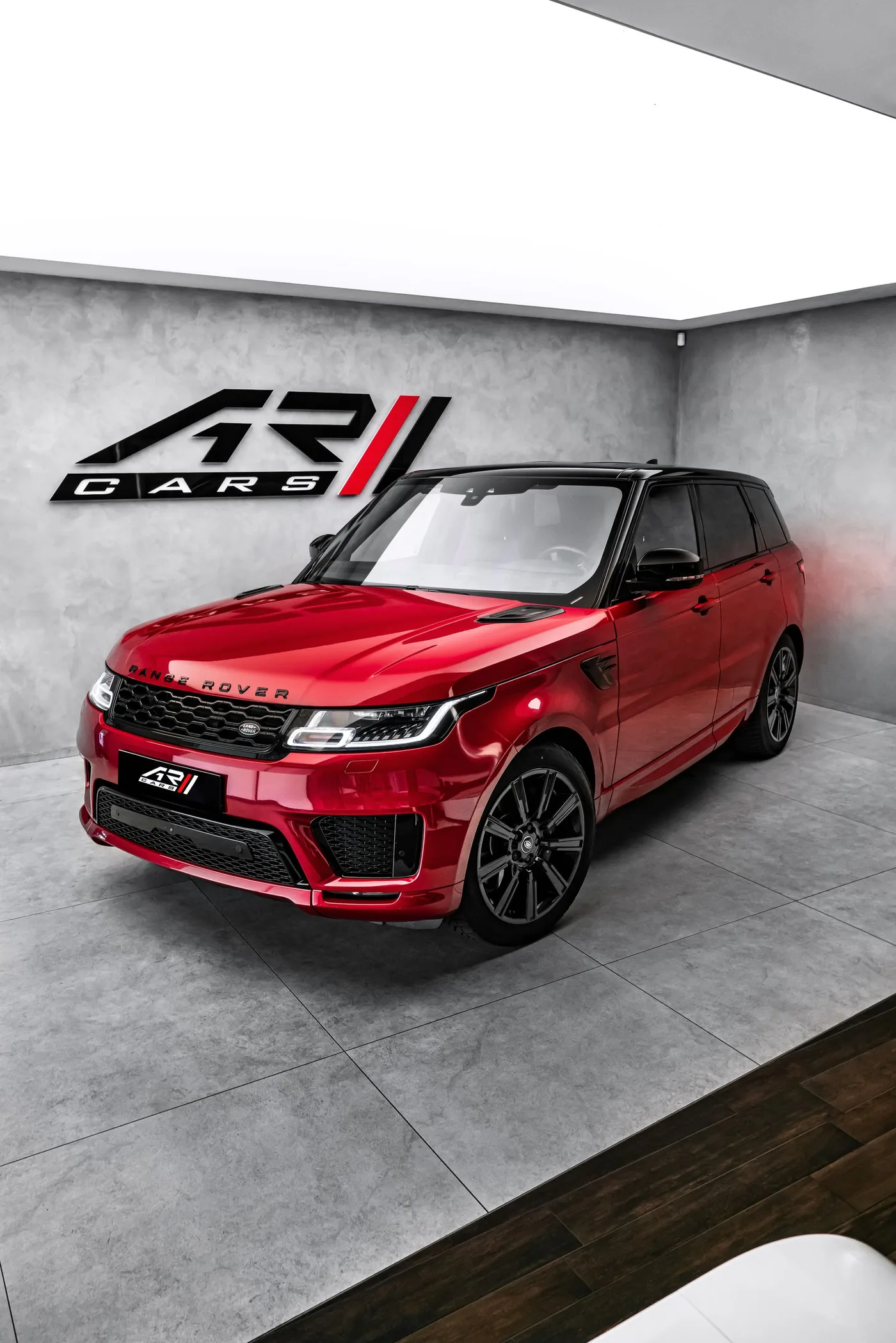 2020 Land Rover Range Rover Sport HSE proposée par un concessionnaire spécialisé à Ostrava, Tchéquie, photo 8 sur 20
