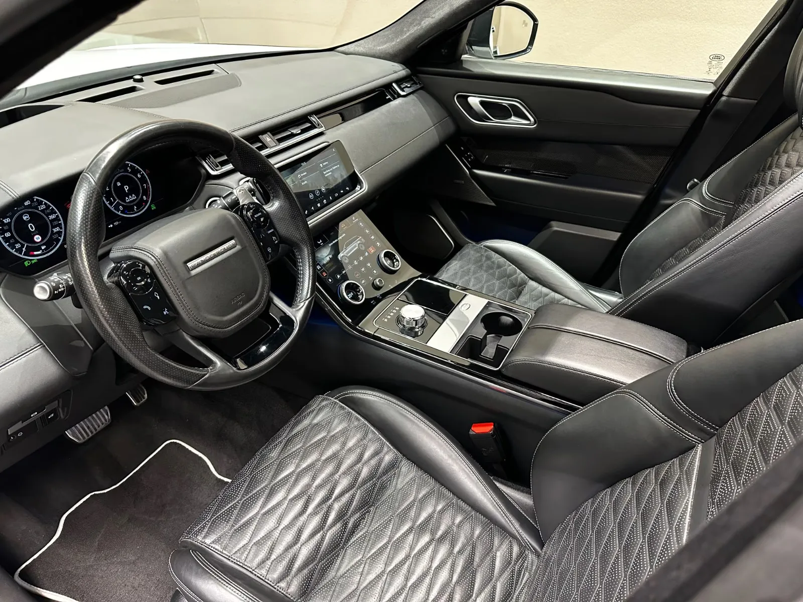 2020 Land Rover Range Rover Velar SVAutobiography Dynamic, 10/25