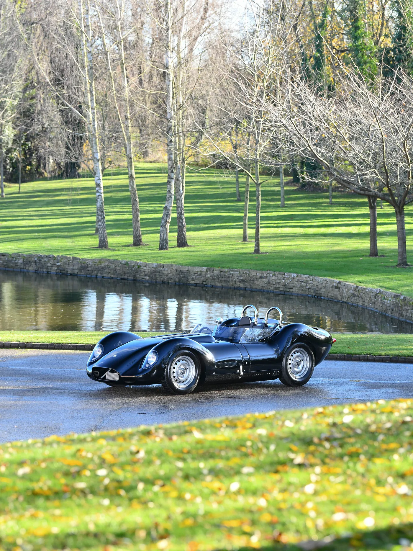 2020 Lister Knobbly Continuation offered by a specialist dealer in Hook Norton, United Kingdom, photo 3 of 15