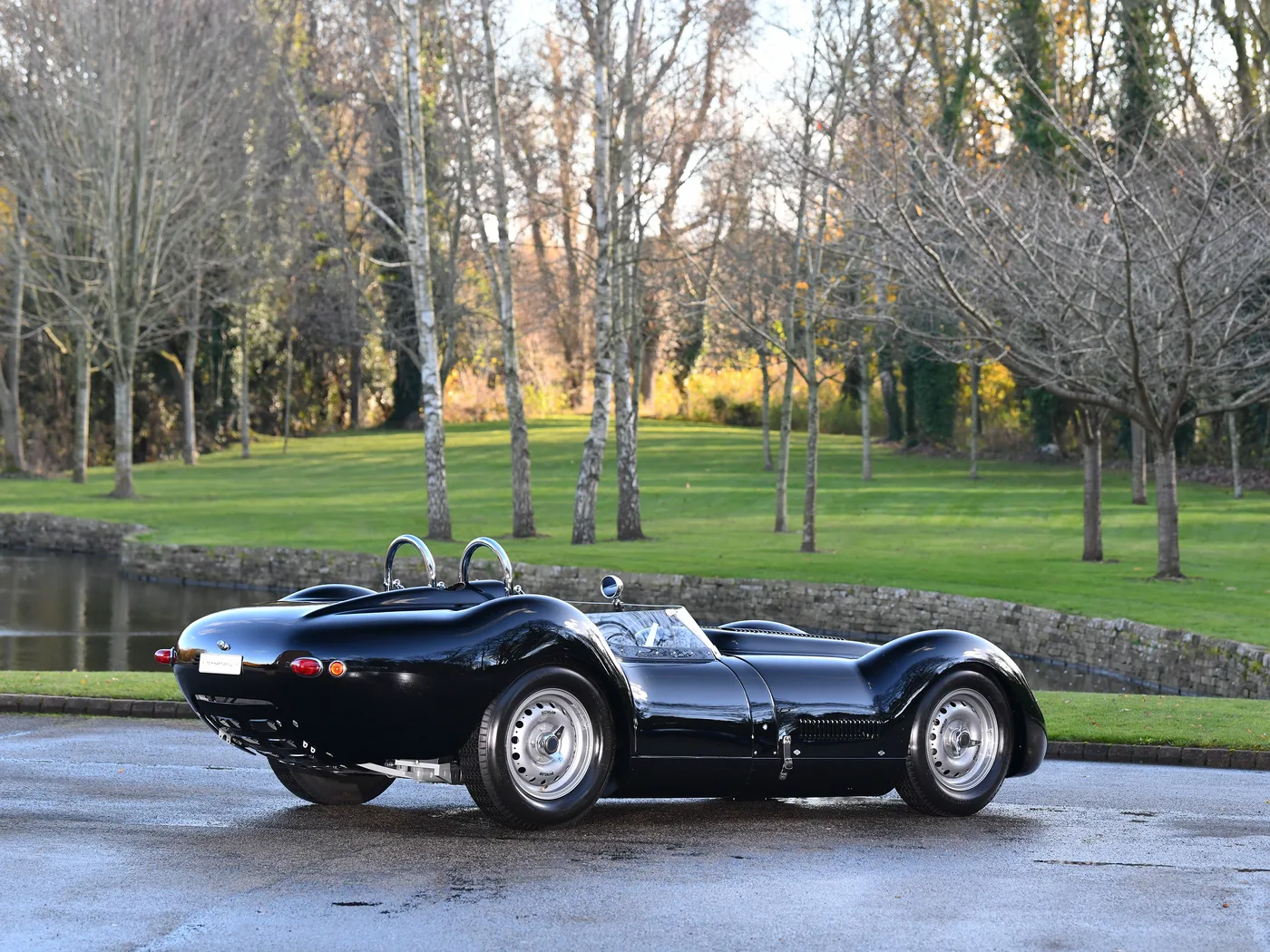 2020 Lister Knobbly Continuation offered by a specialist dealer in Hook Norton, United Kingdom, photo 9 of 15