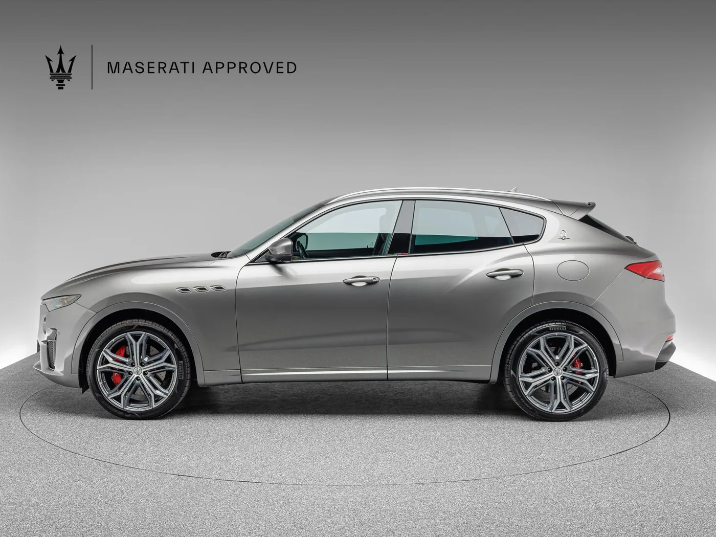 2020 Maserati Levante GTS angeboten von einem Fachhändler in Böblingen, Deutschland, Foto 2 von 15