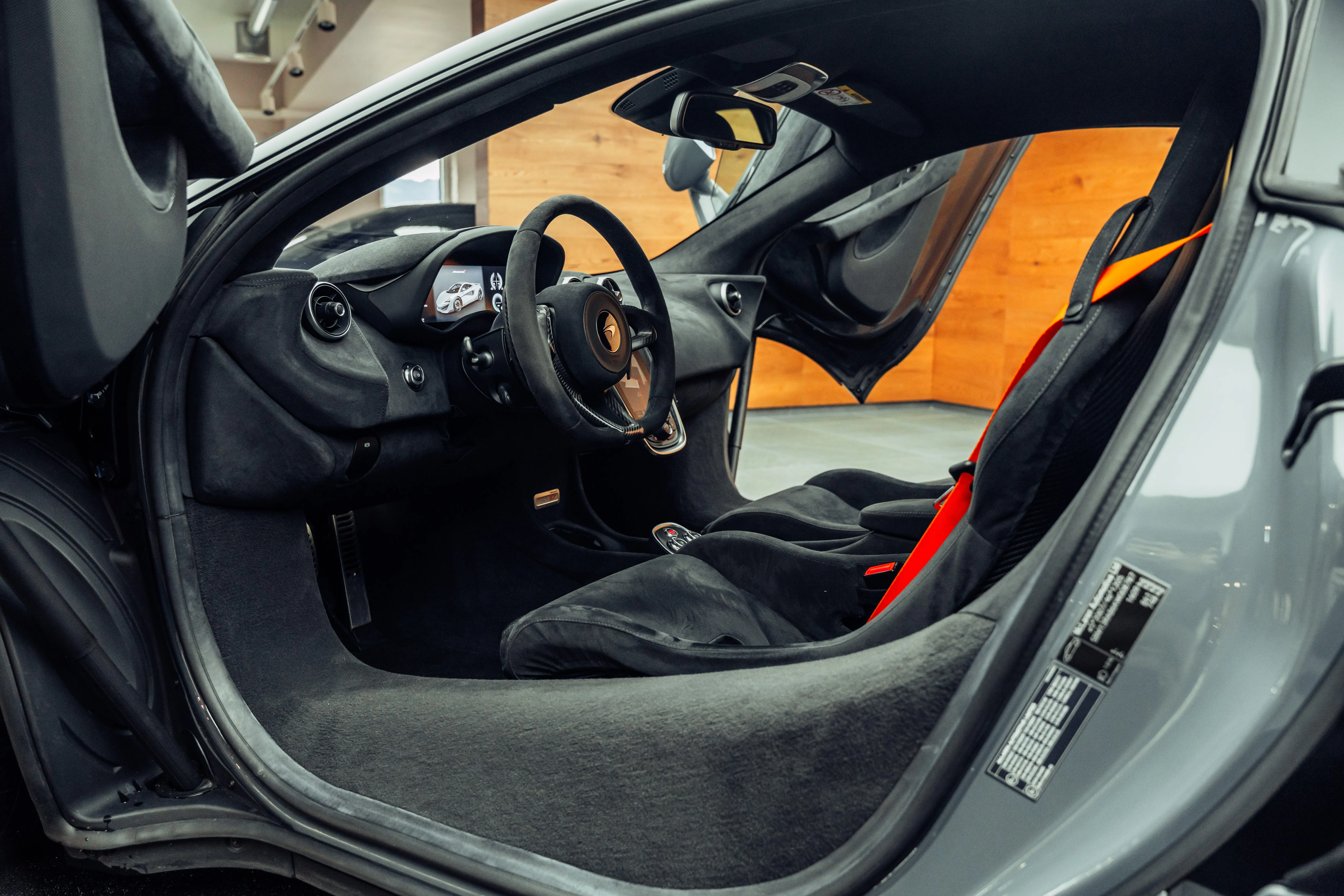 2020 McLaren 600LT, 7/20
