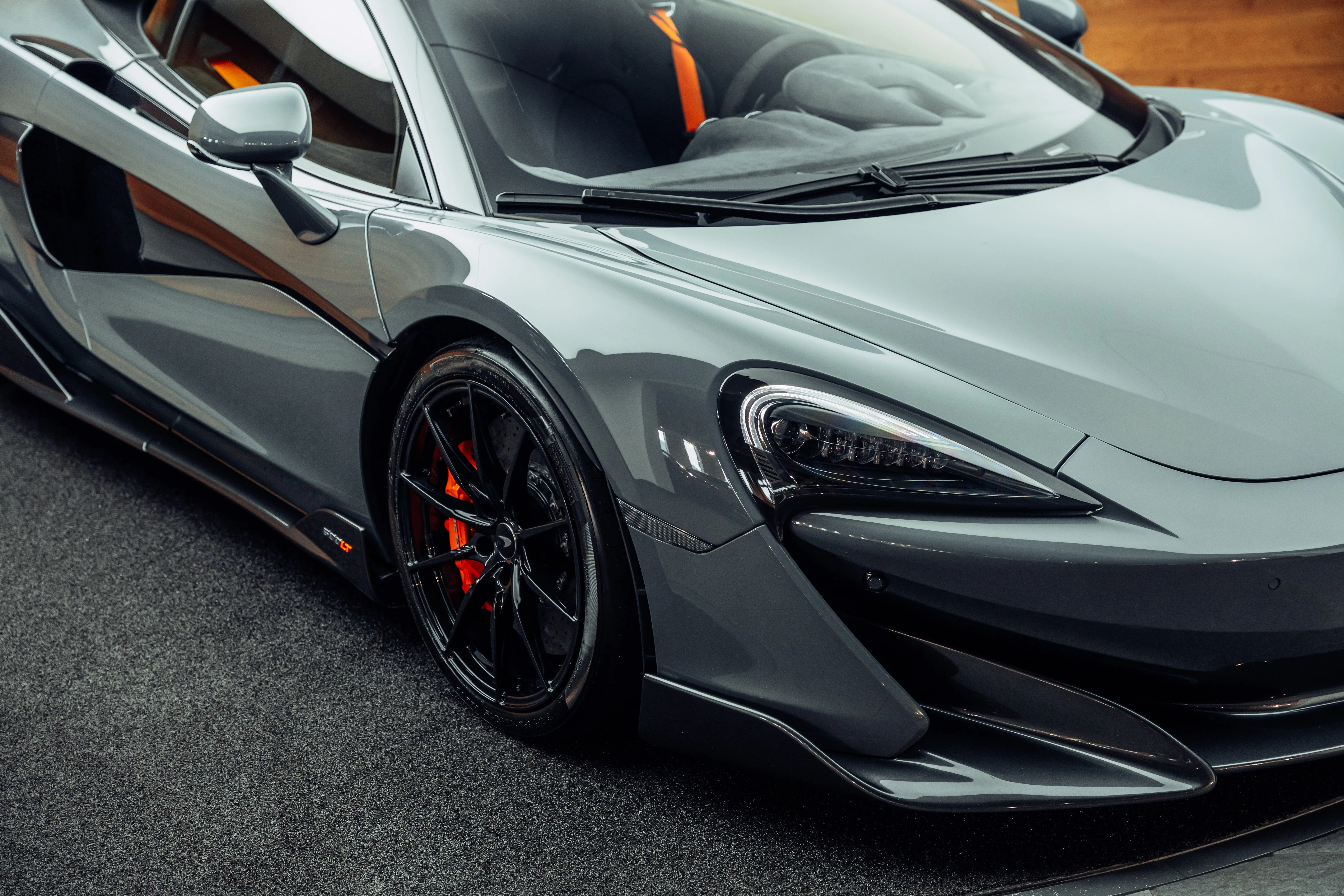 2020 McLaren 600LT, 16/20