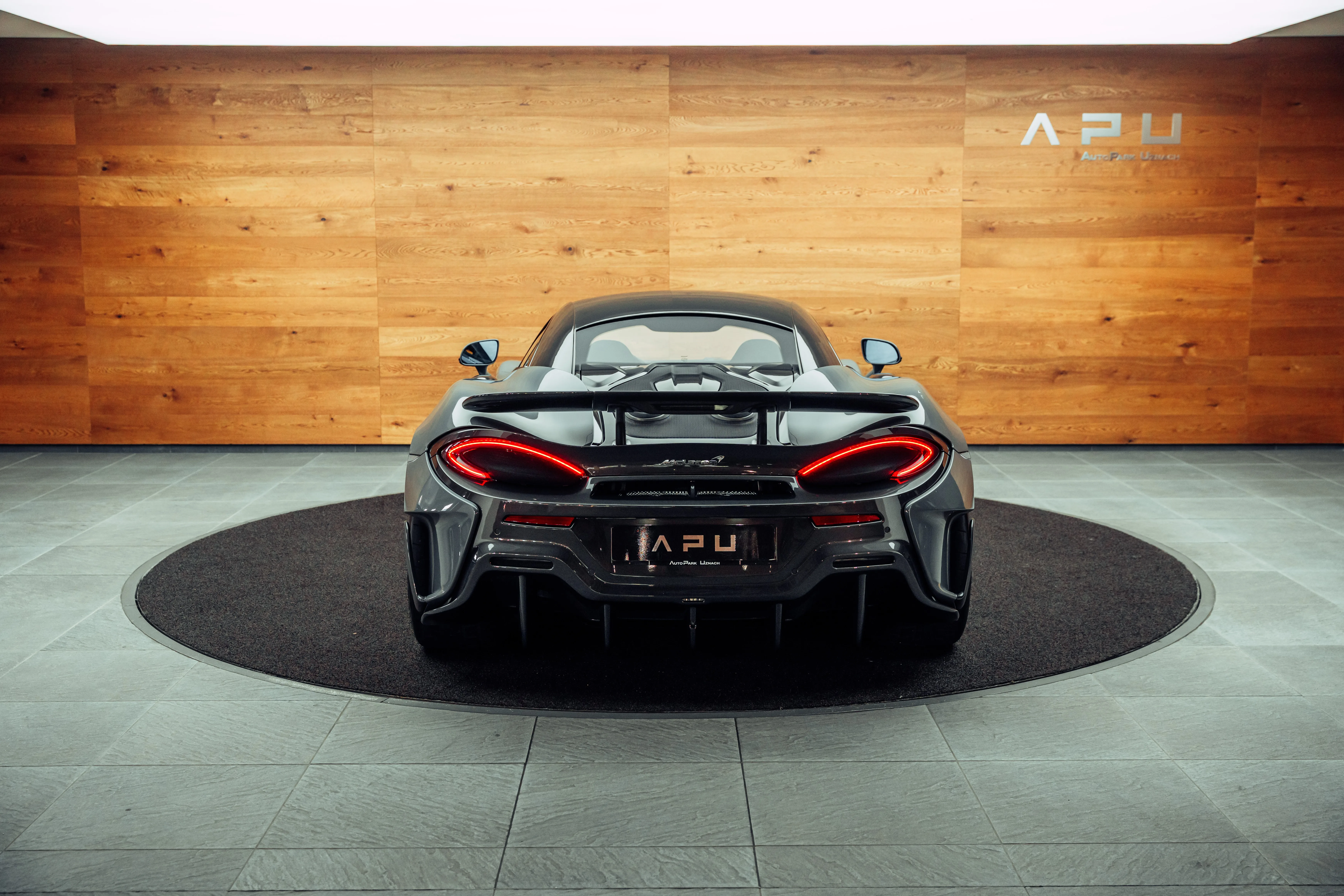 2020 McLaren 600LT, 17/20