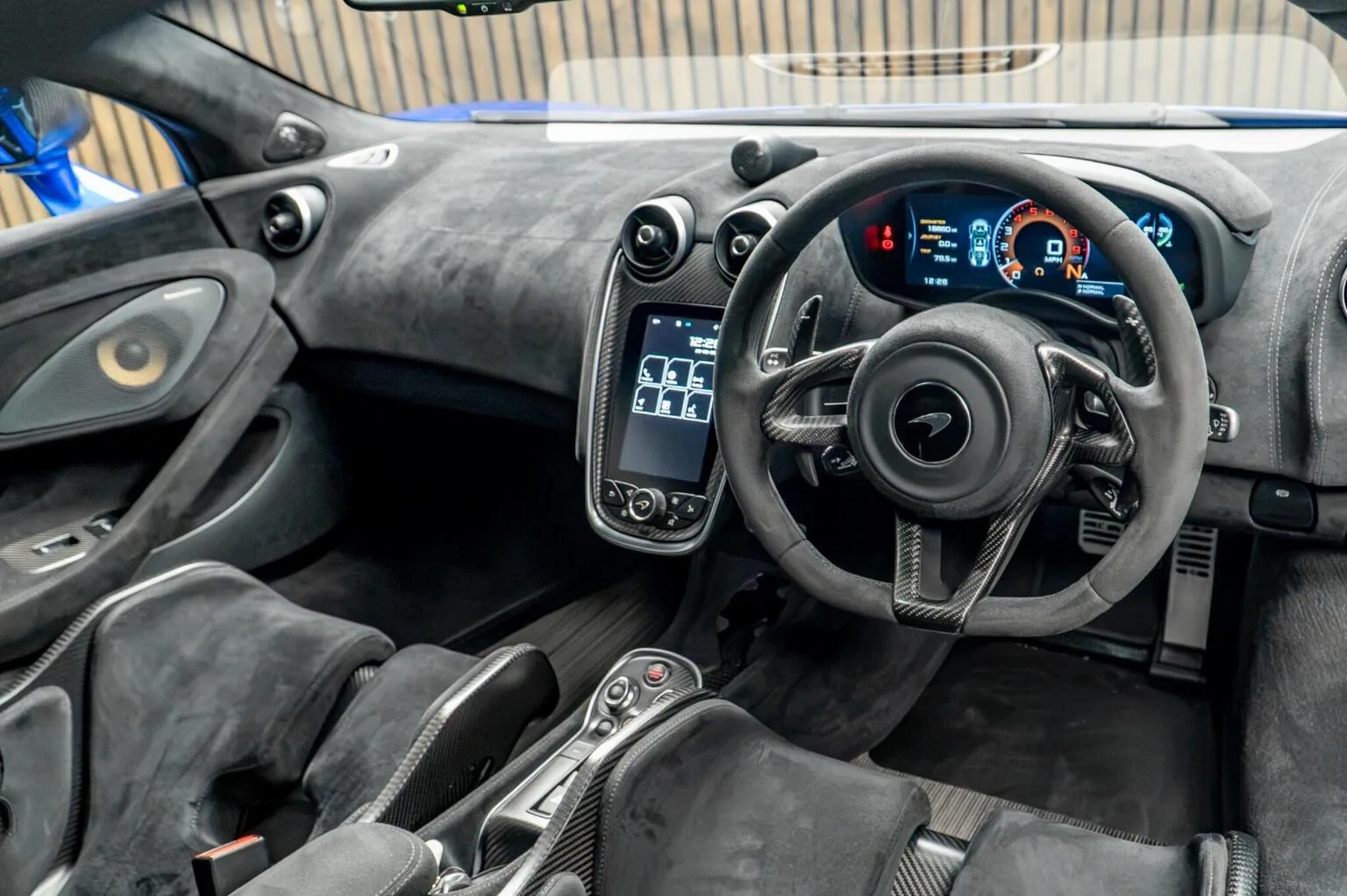 2020 McLaren 600LT, 21/30