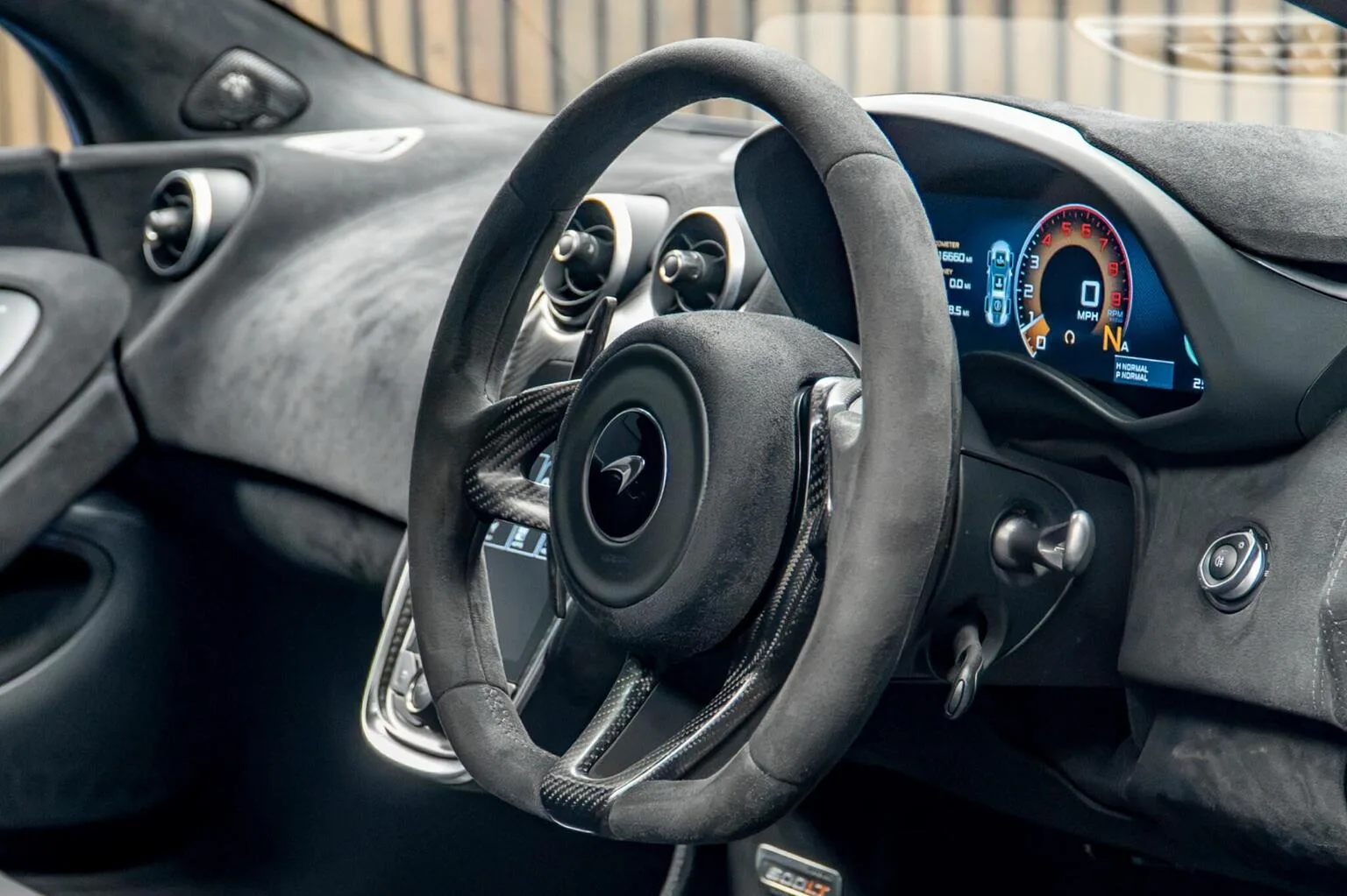 2020 McLaren 600LT, 26/30