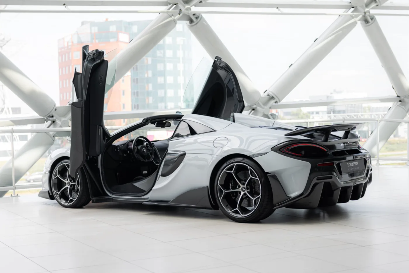 2020 McLaren 600LT Spider offered by an official McLaren and Morgan dealer in Utrecht, Netherlands, photo 12 of 25