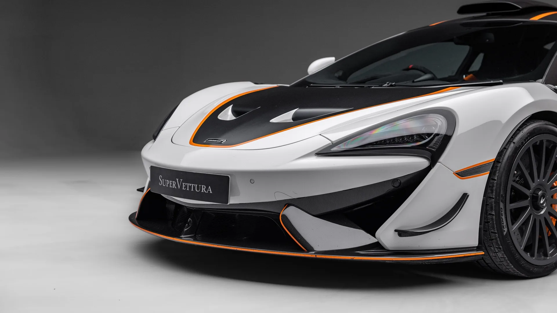 2020 McLaren 620R, 10/30