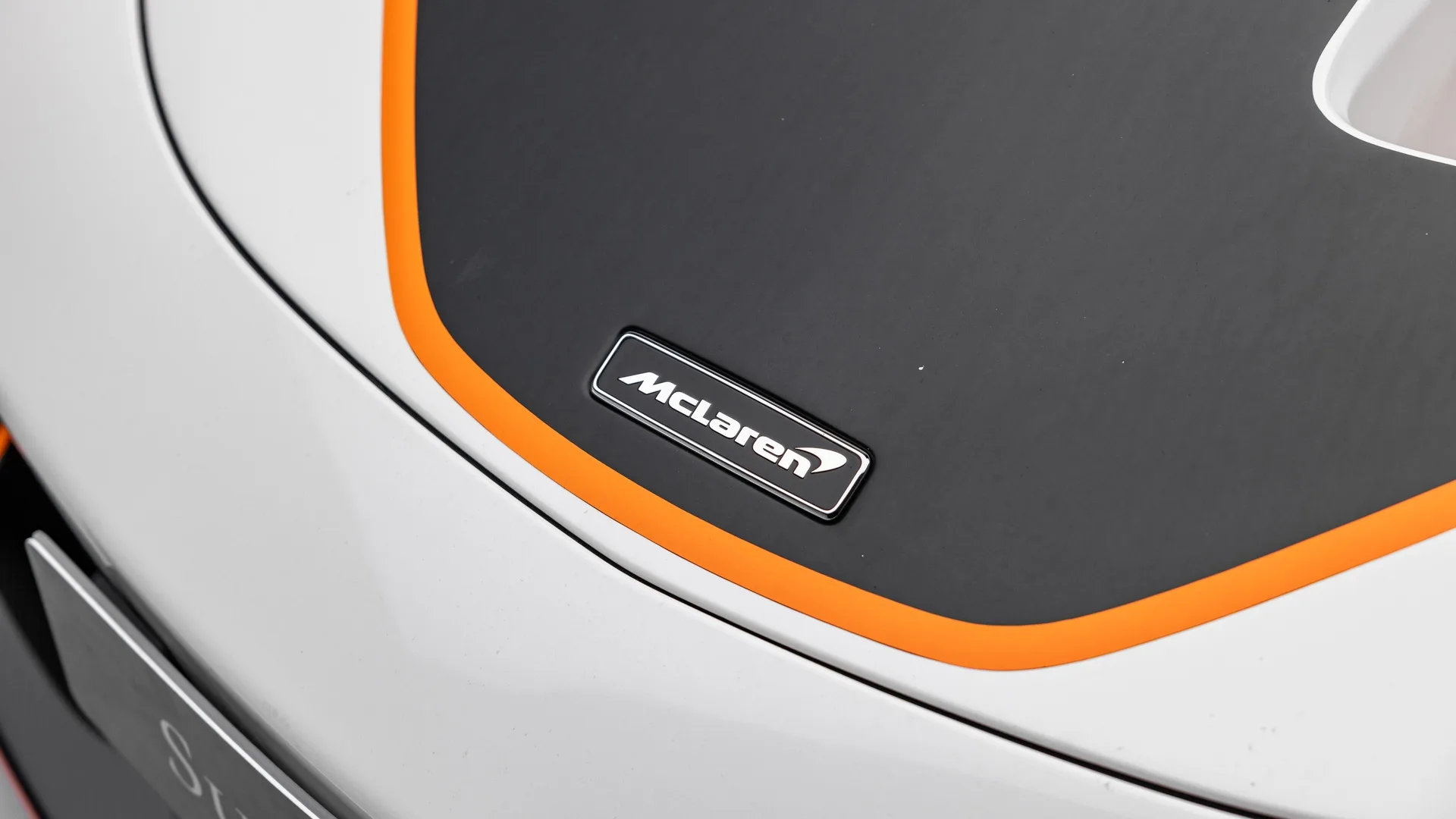 2020 McLaren 620R, 14/30