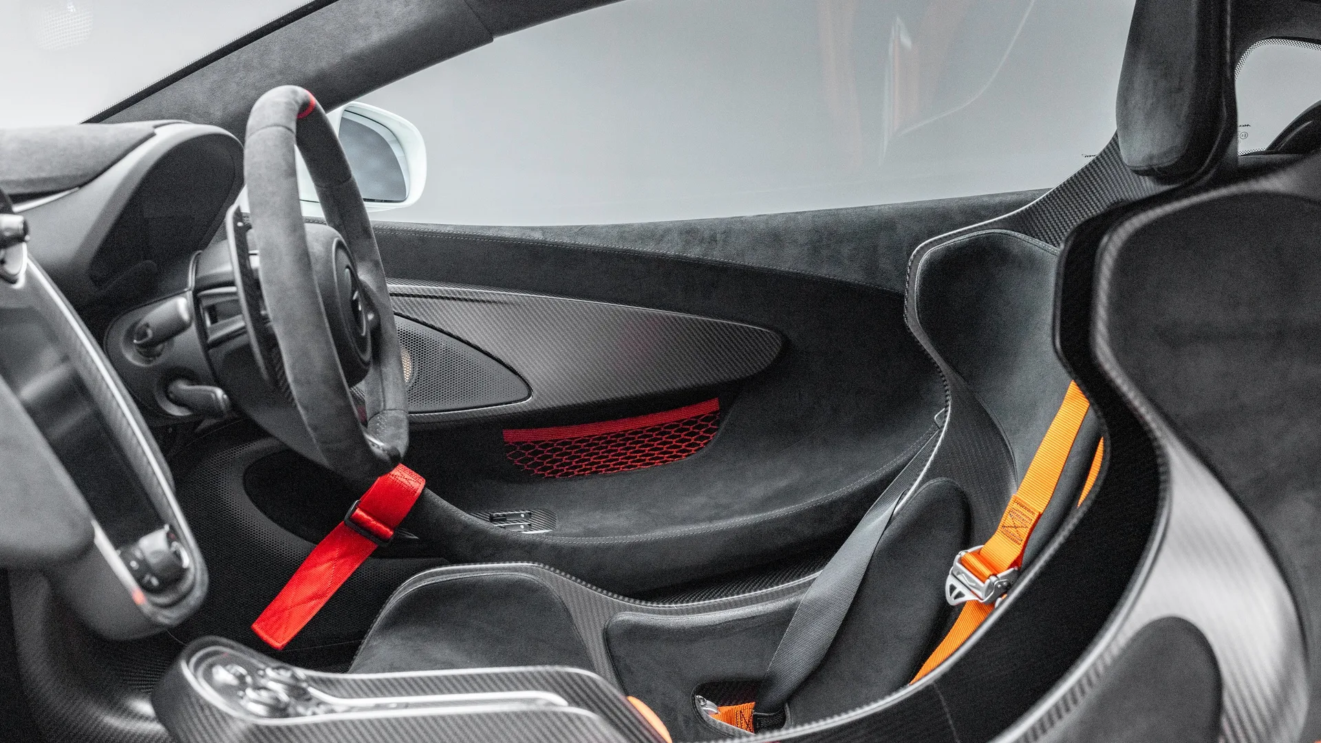 2020 McLaren 620R, 28/30