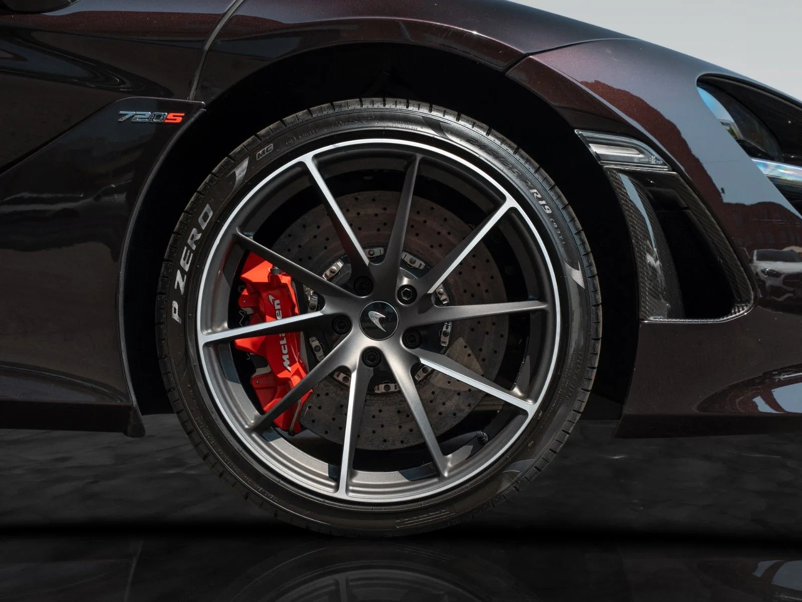 2020 McLaren 720S, 9/30