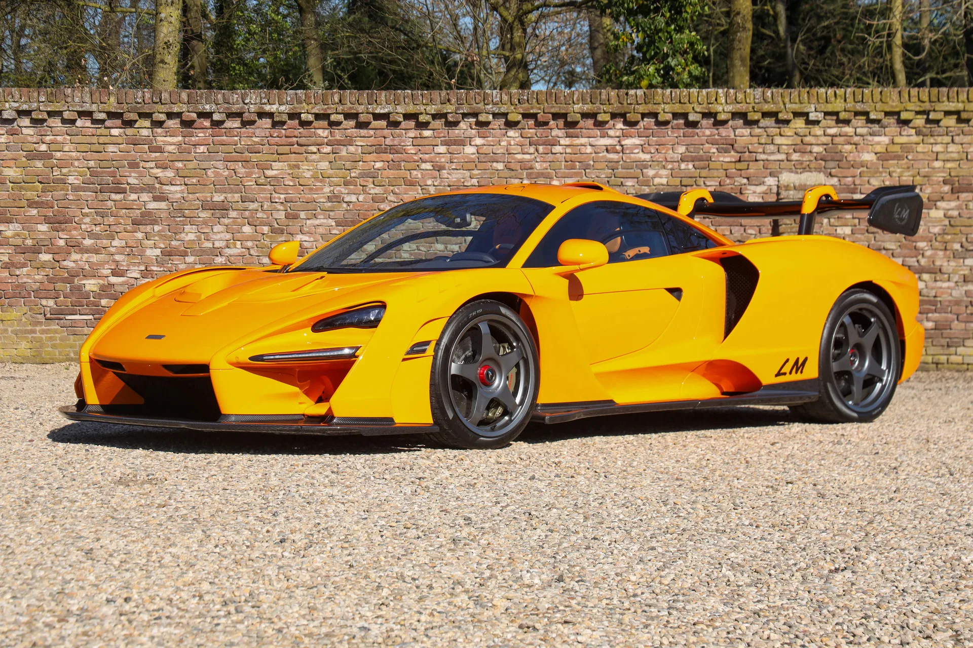 2020 McLaren Senna LM offered by a specialist dealer in Brummen, Netherlands, main photo