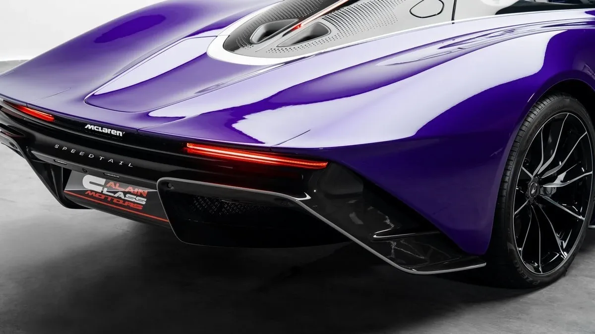 2020 McLaren Speedtail angeboten von einem Fachhändler in Dubai, Vereinigte Arabische Emirate, Foto 24 von 25