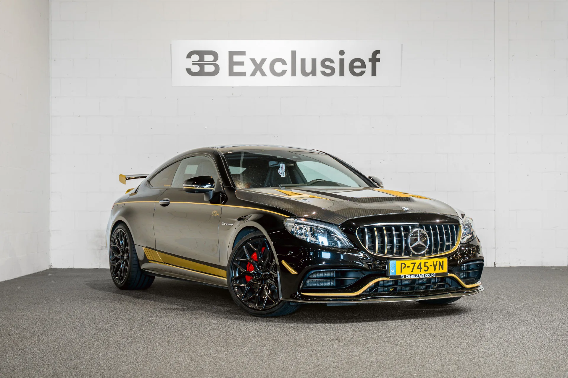 2020 Mercedes-AMG C 63 S Coupé angeboten von einem Fachhändler in Rotterdam, Niederlande, Hauptfoto