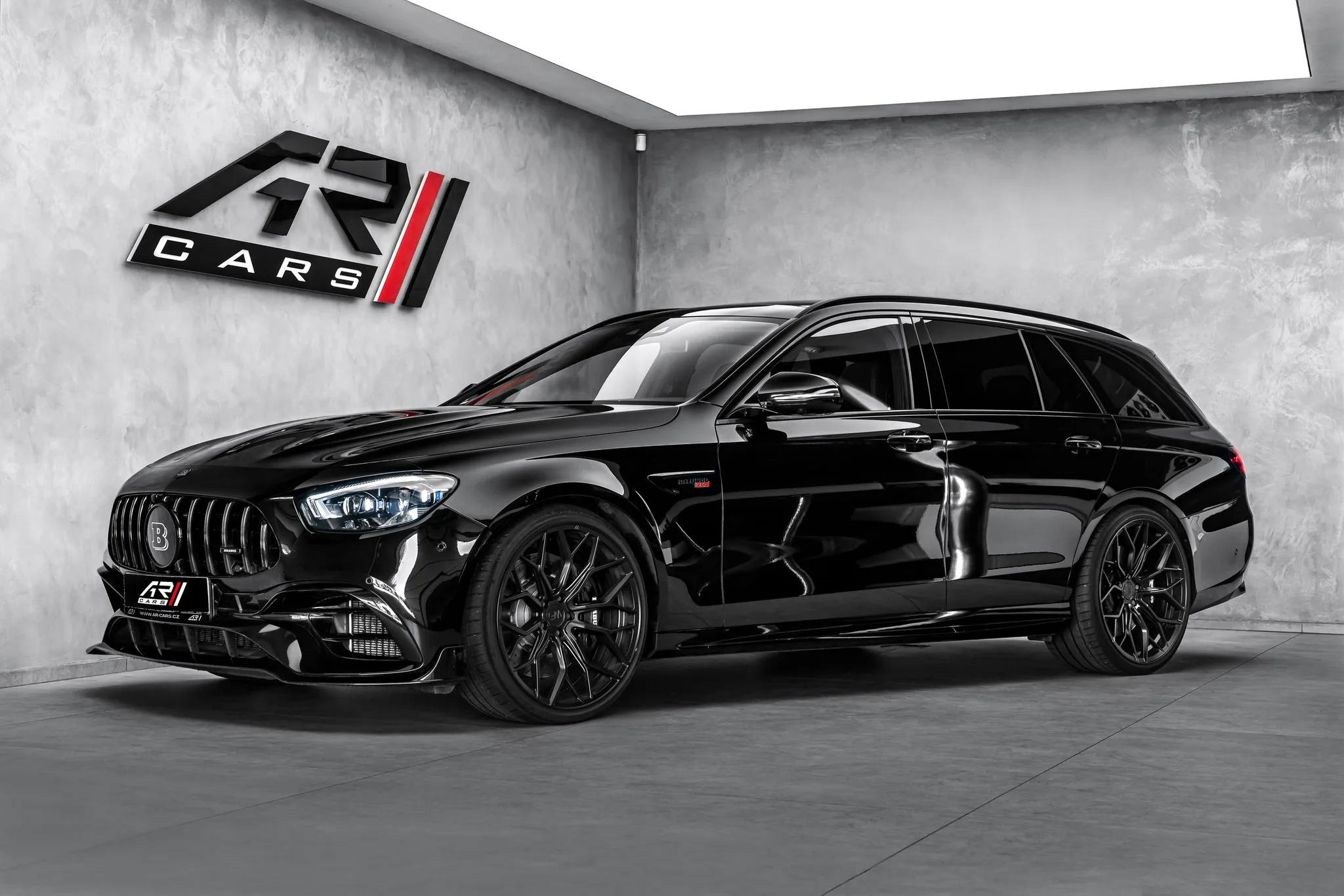 2020 Brabus E 700 angeboten von einem Fachhändler in Ostrava, Tschechien, Hauptfoto