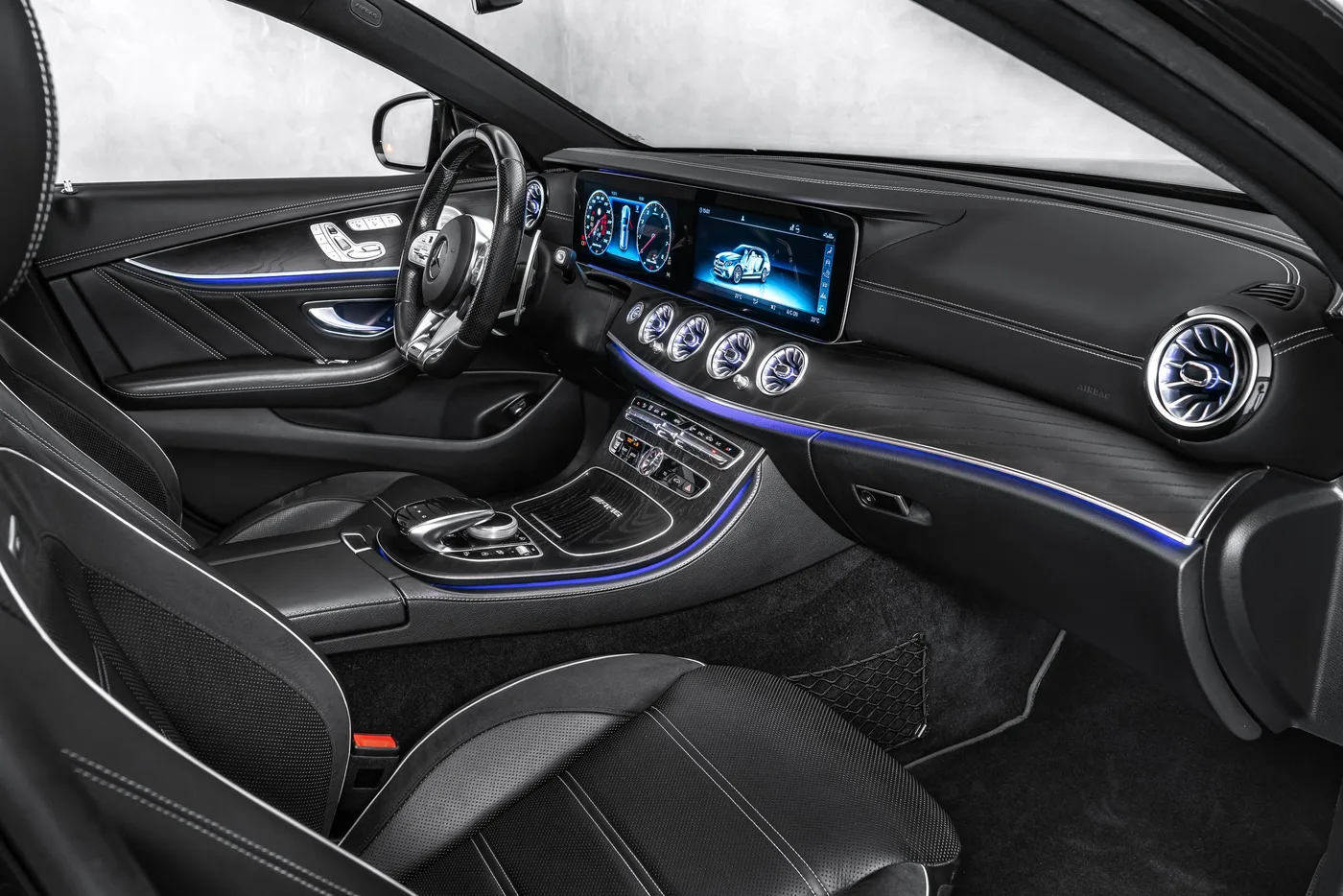 2020 Brabus E 700 proposée par un concessionnaire spécialisé à Ostrava, Tchéquie, photo 14 sur 15
