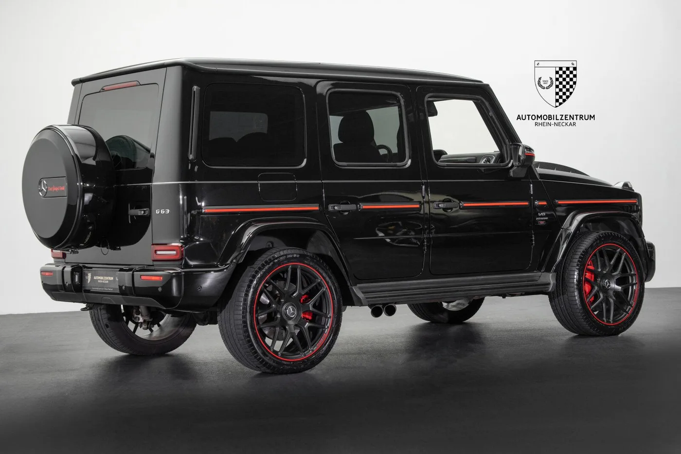 2020 Mercedes-AMG G 63 Brabus 700 offered by a supercar dealer in Viernheim, Germany, photo 6 of 25