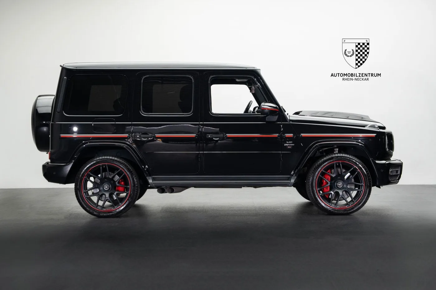 2020 Mercedes-AMG G 63 Brabus 700 offered by a supercar dealer in Viernheim, Germany, photo 8 of 25