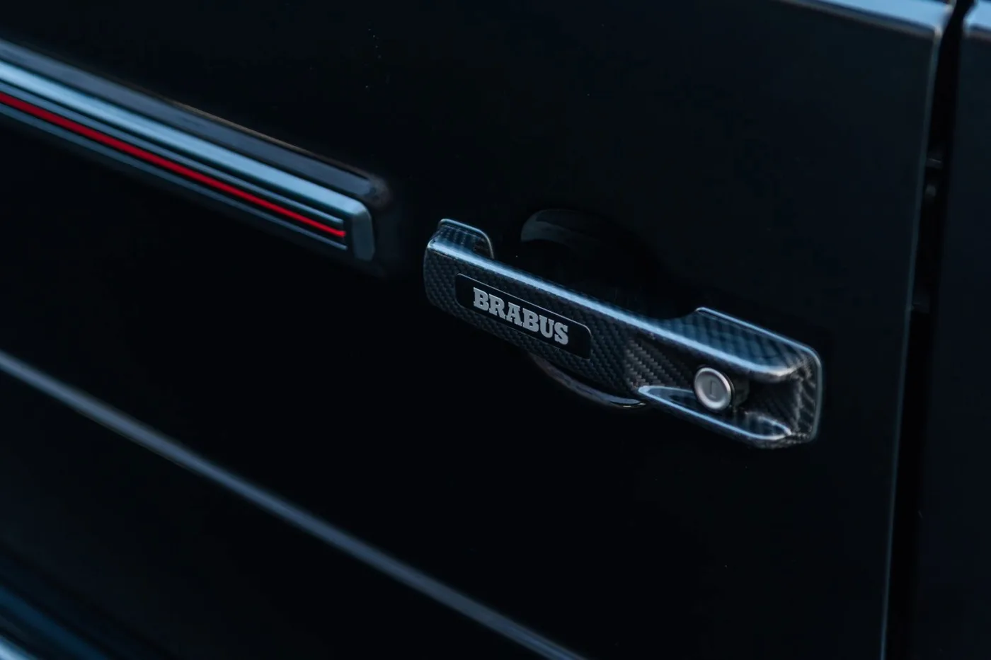 2020 Mercedes-AMG G 63 offered by a supercar dealer in Gronau, Germany, photo 13 of 25