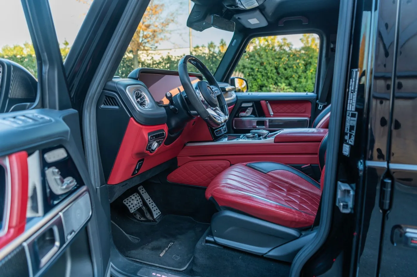 2020 Mercedes-AMG G 63 offered by a supercar dealer in Gronau, Germany, photo 16 of 25