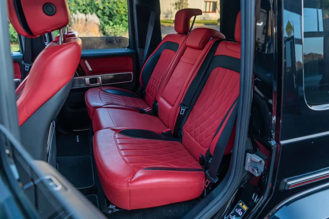 2020 Mercedes-AMG G 63 offered by a supercar dealer in Gronau, Germany, photo 24 of 25