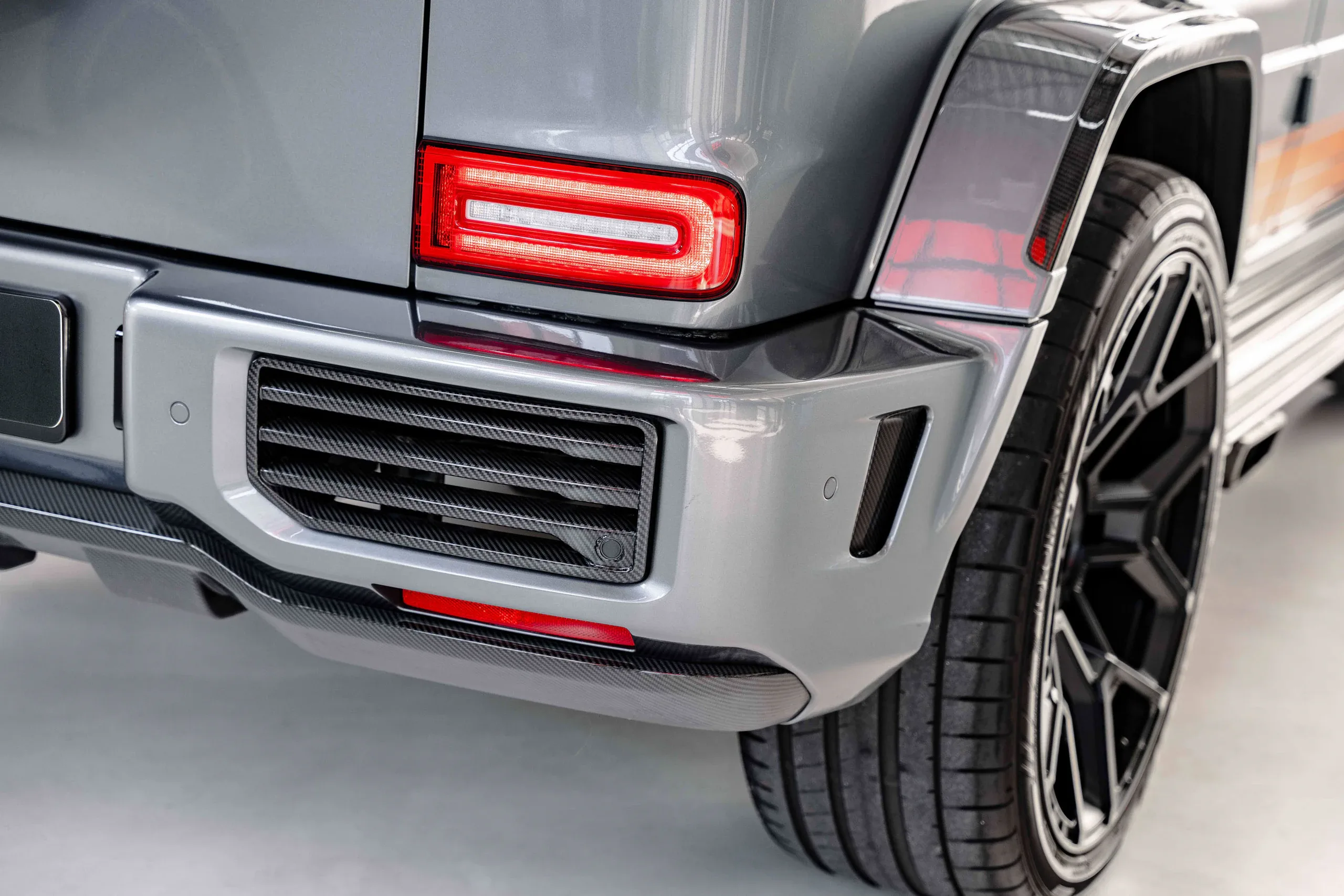 2020 Mercedes-AMG G 63 Urban Automotive G700, 20/30