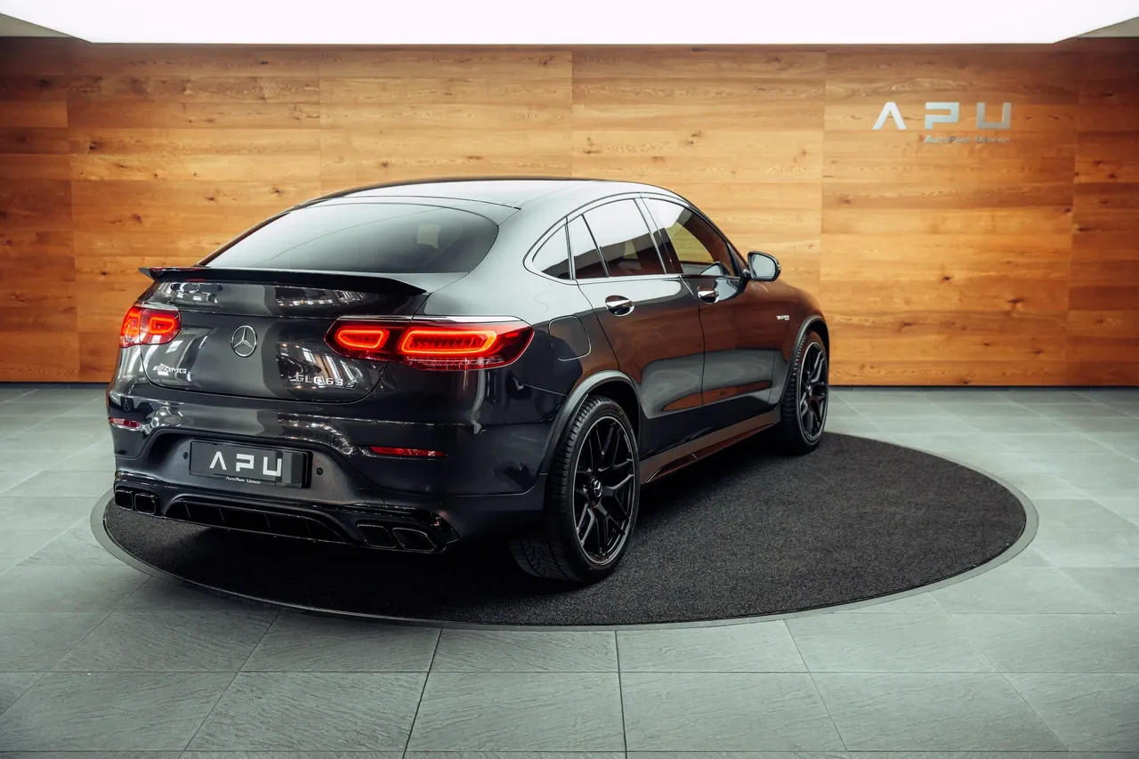 2020 Mercedes-AMG GLC 63 S Coupé proposée par un concessionnaire spécialisé à Uznach, Suisse, photo principale
