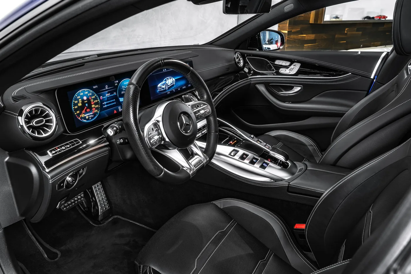 2020 Mercedes-AMG GT 53 4MATIC offered by a specialist dealer in Ostrava, Czechia, photo 11 of 15