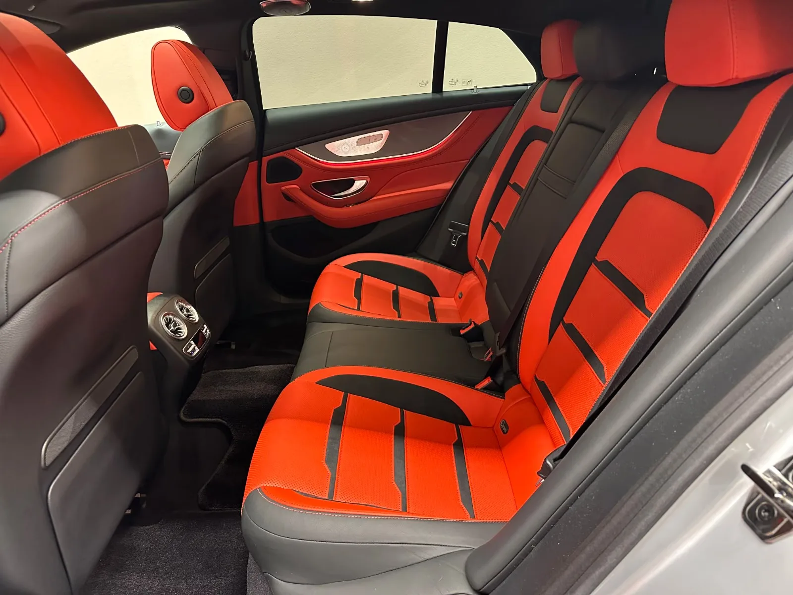 2020 Mercedes-AMG GT 63 S 4-Door Coupé, 15/25