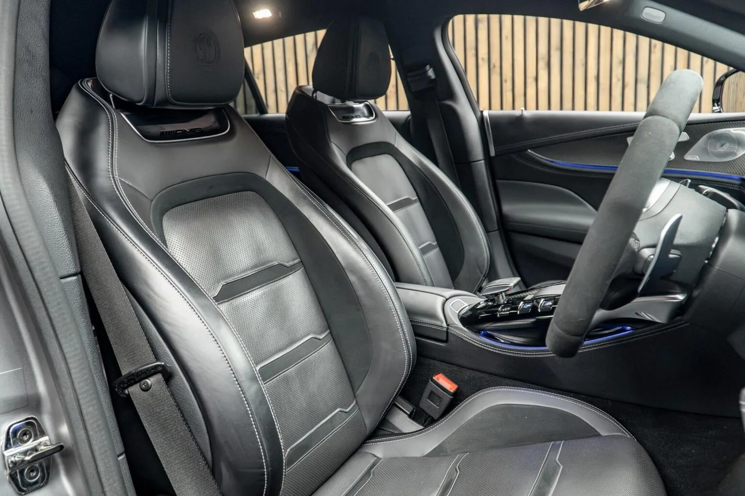 2020 Mercedes-AMG GT 63 S 4-Door Coupé, 2/30