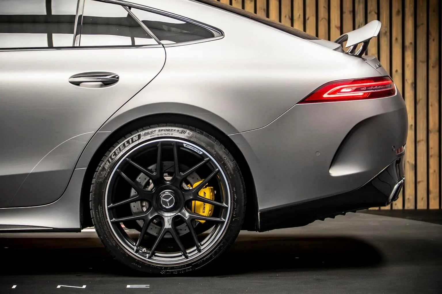 2020 Mercedes-AMG GT 63 S 4-Door Coupé, 17/30