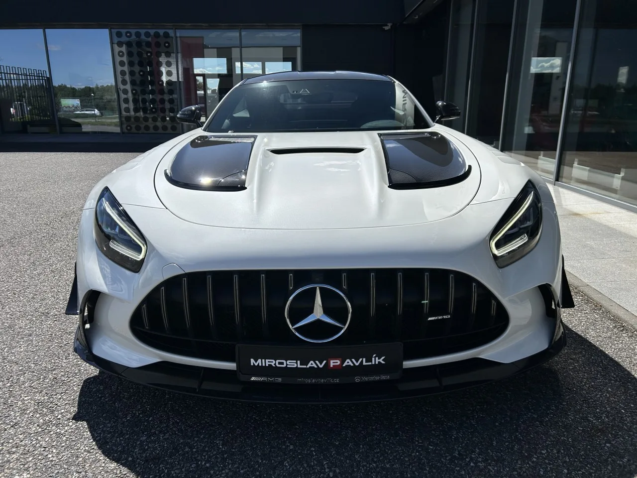 2020 Mercedes-AMG GT Black Series proposée par un concessionnaire spécialisé à Písek, Tchéquie, photo 2 sur 43