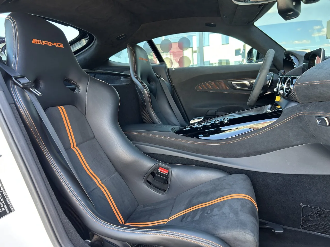 2020 Mercedes-AMG GT Black Series proposée par un concessionnaire spécialisé à Písek, Tchéquie, photo 19 sur 43