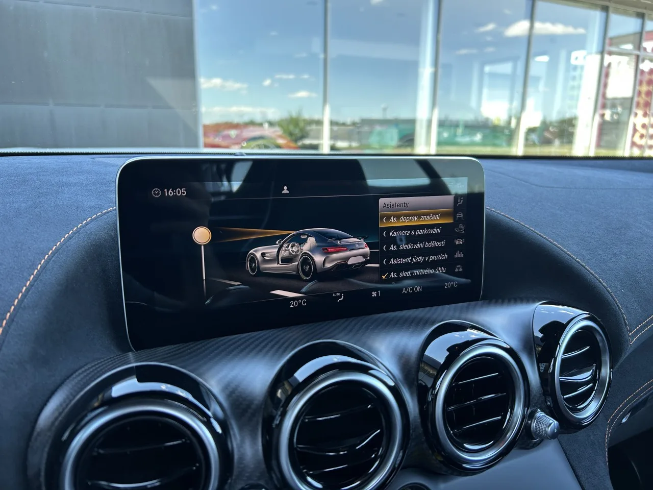 2020 Mercedes-AMG GT Black Series proposée par un concessionnaire spécialisé à Písek, Tchéquie, photo 30 sur 43