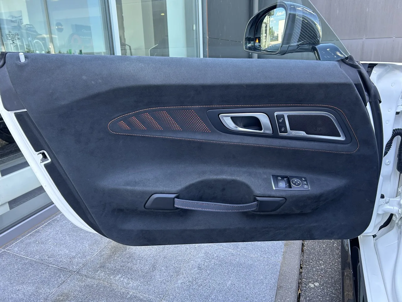 2020 Mercedes-AMG GT Black Series proposée par un concessionnaire spécialisé à Písek, Tchéquie, photo 35 sur 43