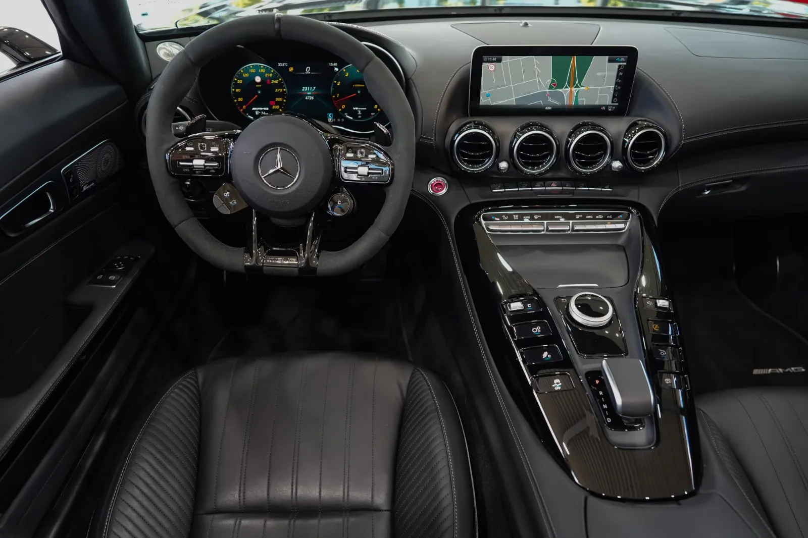 2020 Mercedes-AMG GT Roadster, 16/30