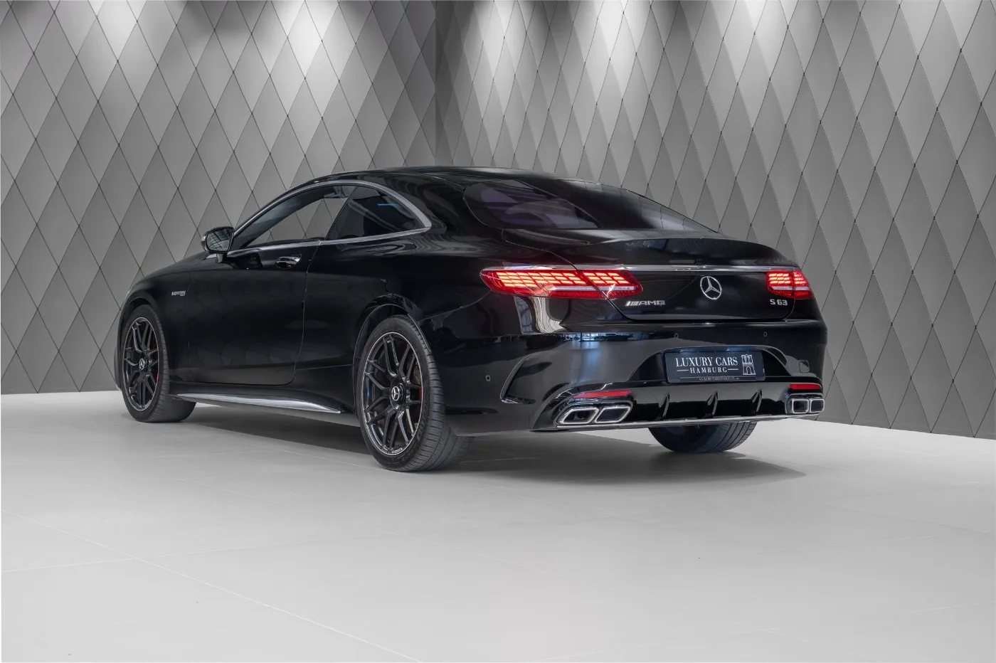 2020 Mercedes-AMG S 63 Coupé, 4MATIC proposée par un spécialiste de la supercar à Schenefeld, Allemagne, photo 5 sur 25