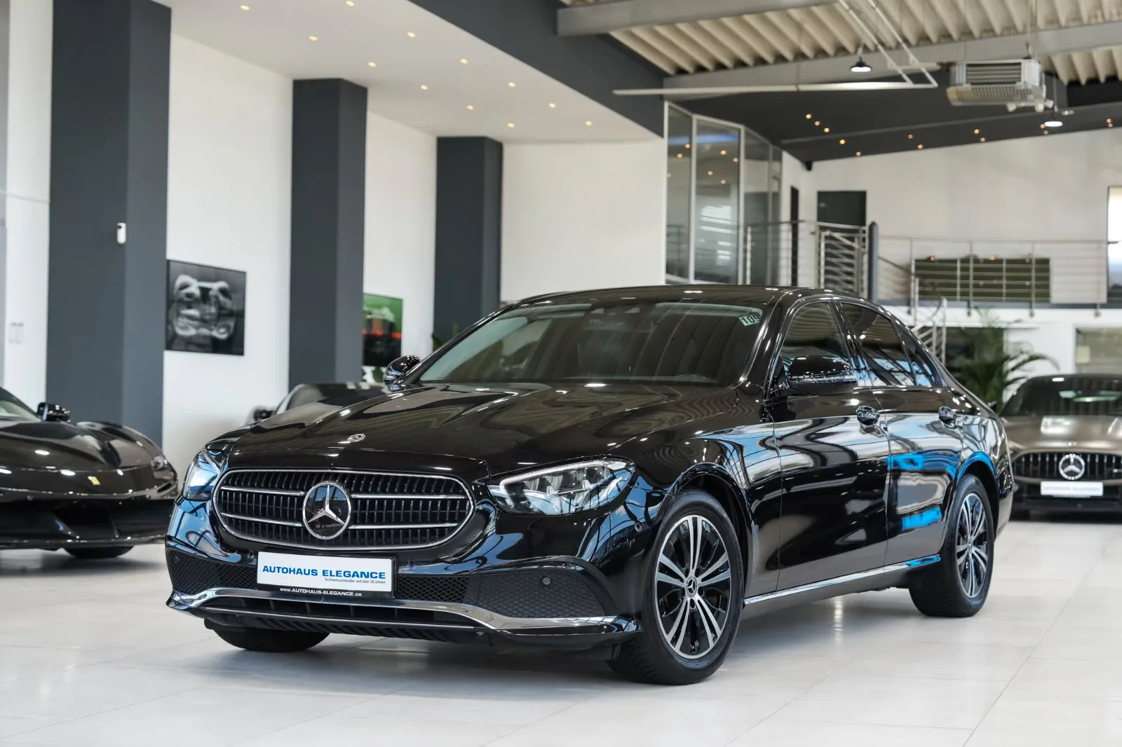 2020 Mercedes-Benz E 220 d Avantgarde angeboten von einem Fachhändler in Köln, Deutschland, Hauptfoto