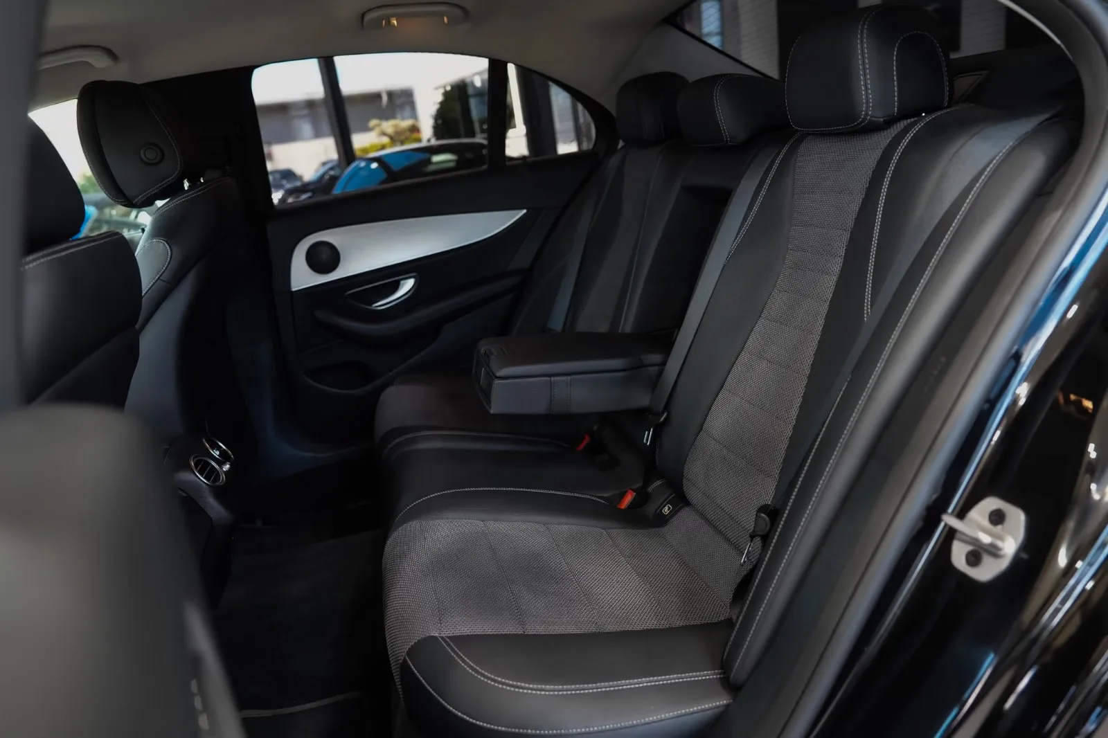 2020 Mercedes-Benz E 220 d Avantgarde, 16/30