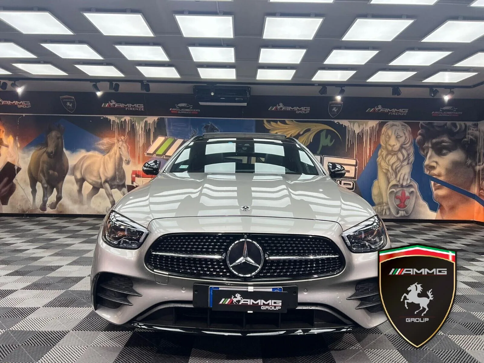 2020 Mercedes-Benz E 300 de Estate, 2/15