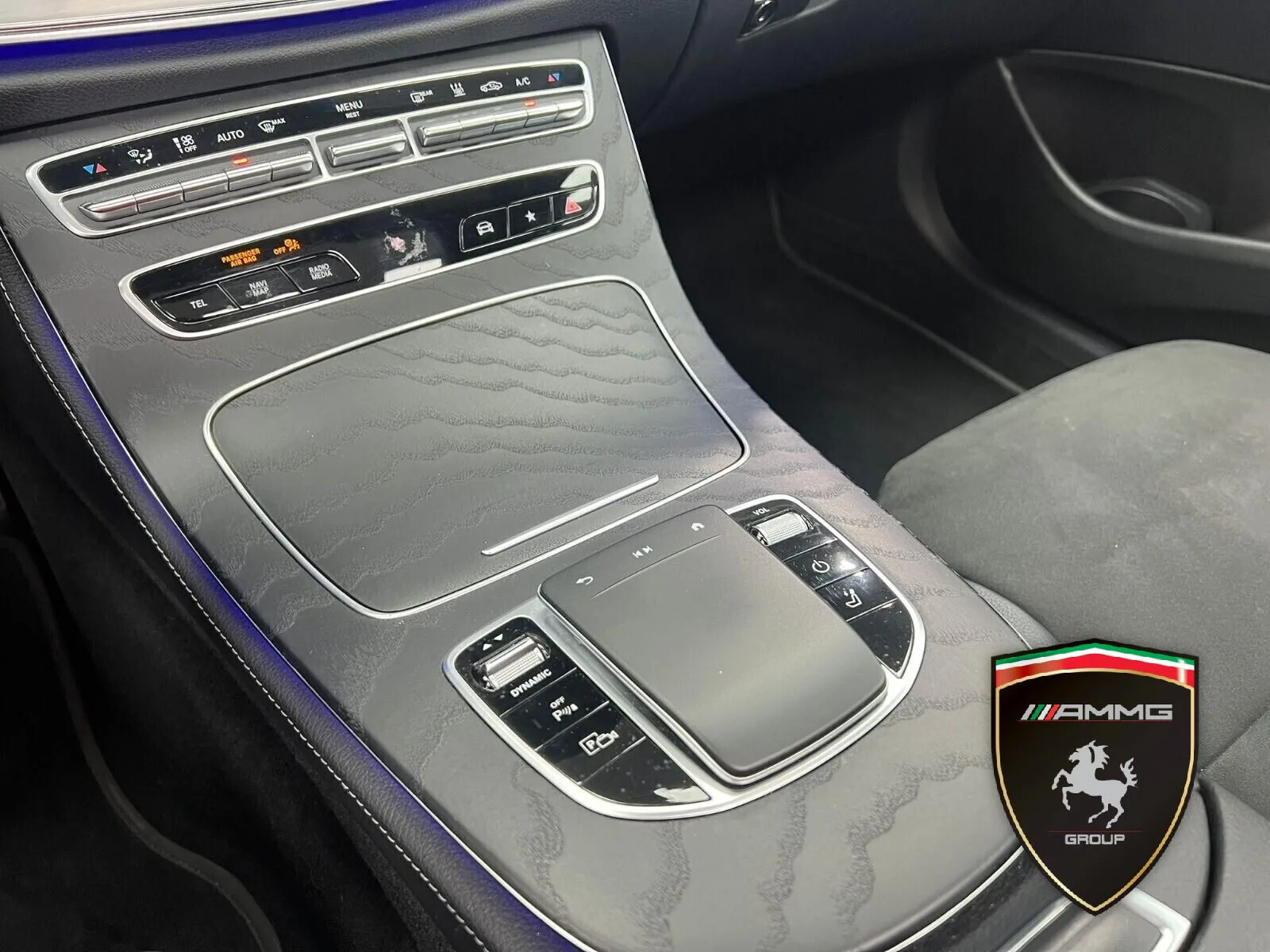 2020 Mercedes-Benz E 300 de Estate, 14/15