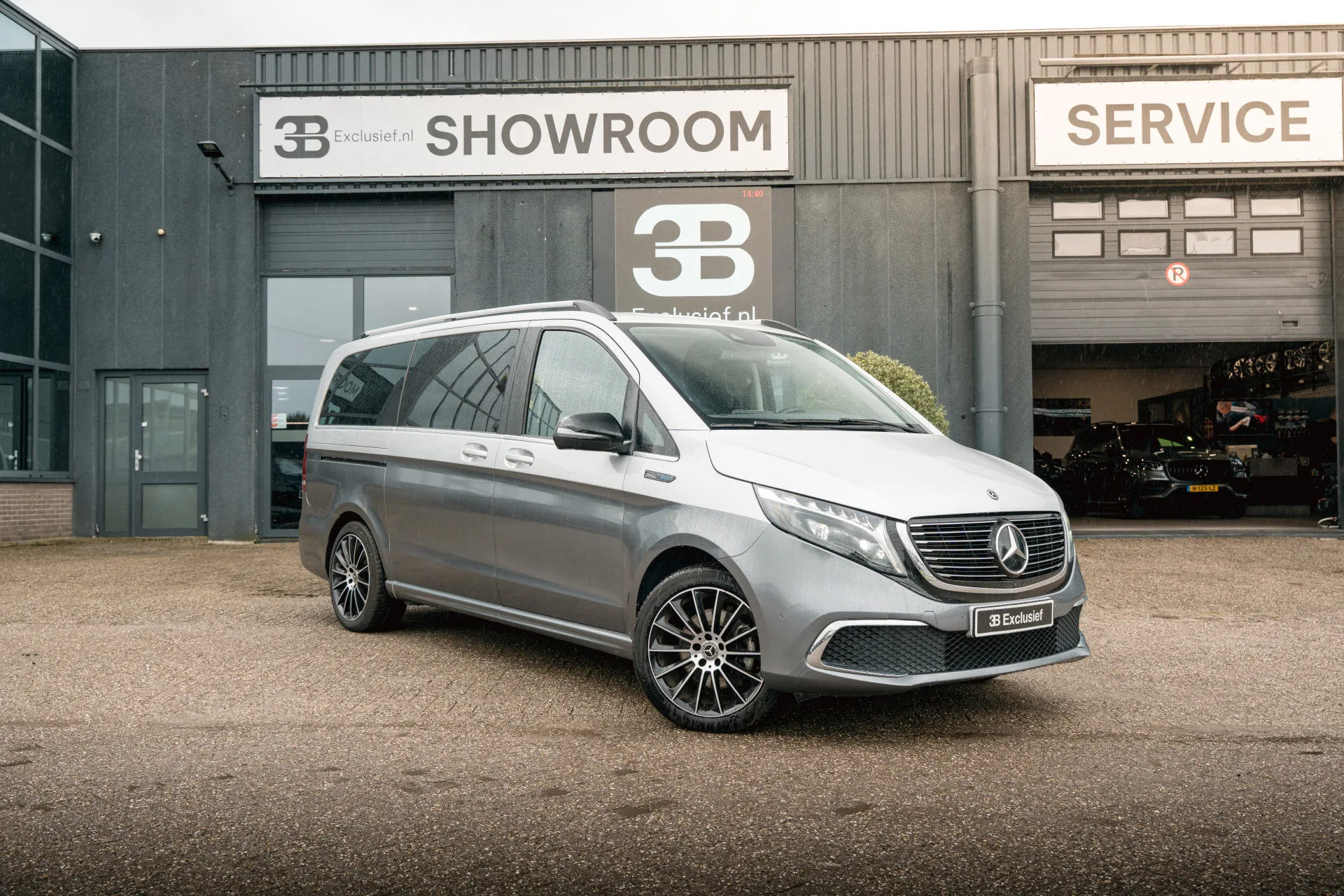 2020 Mercedes-Benz EQV 300 Long, 3/30